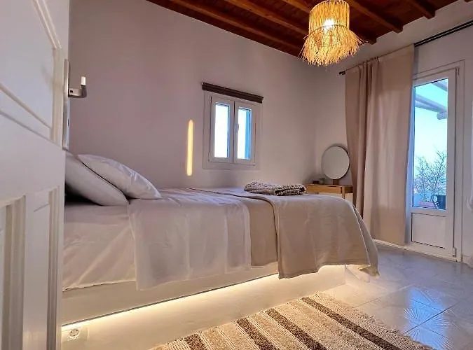 Lux Mykonos House Agios Stefanos (Mykonos)