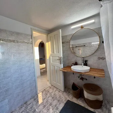 Дом отдыха Lux Mykonos House *